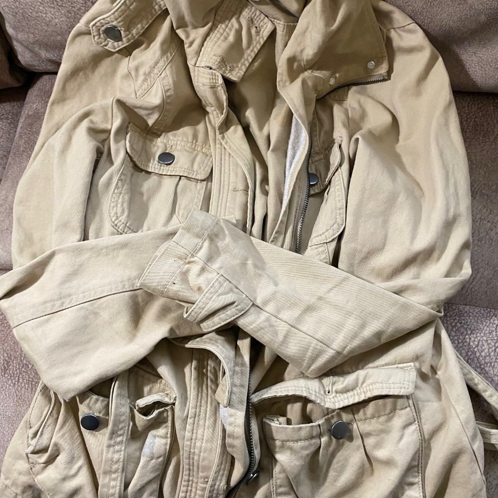 No Name, Khaki zipper up jacket with a belt - Girls size small